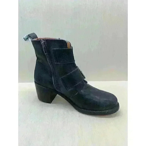 Frye Sabrina Women’s Black Distressed Leather Double Buckle Ankle Boots Size US - Picture 3 of 10